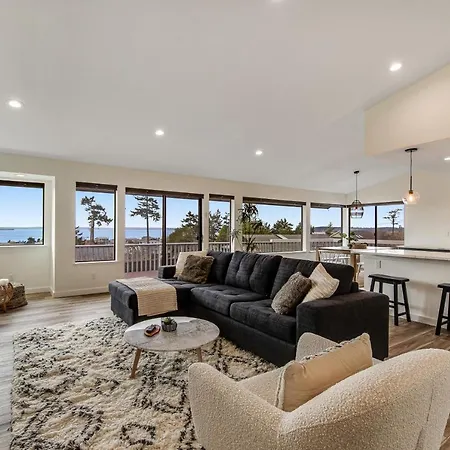 Admirals Cove Villa